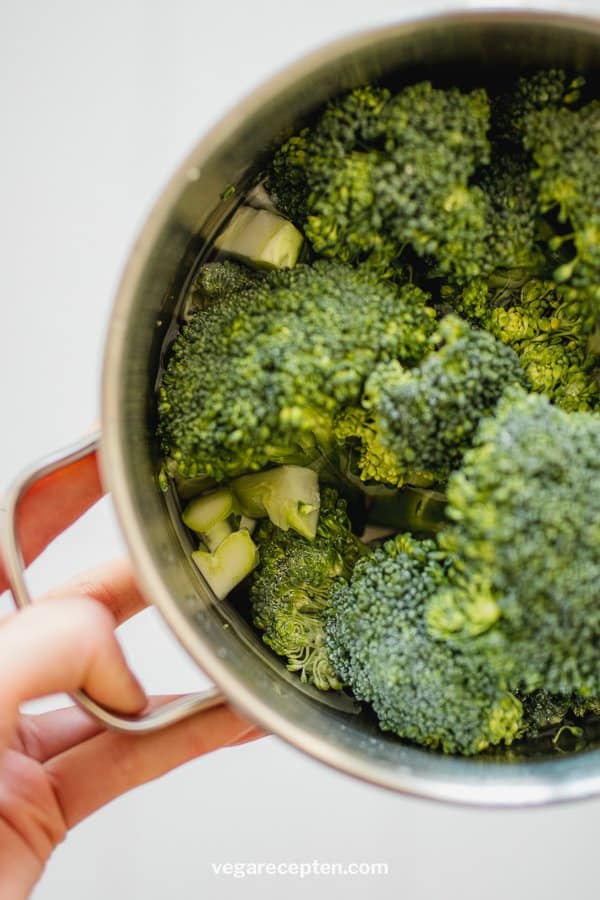 Hoe lang moet broccoli koken