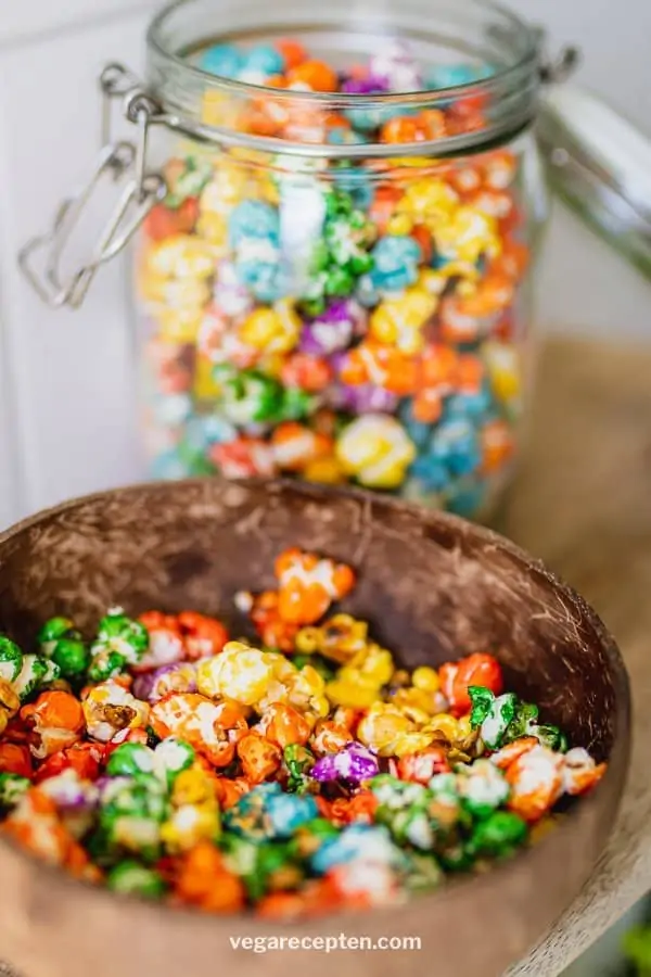 Sweet popcorn make rainbow